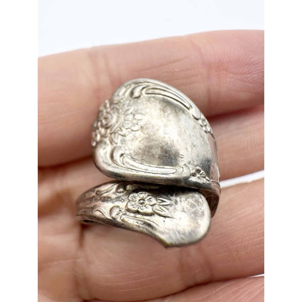 Vintage W. M.A. Rogers Oneida LTD Silver Plated Spoon Ring Size 7